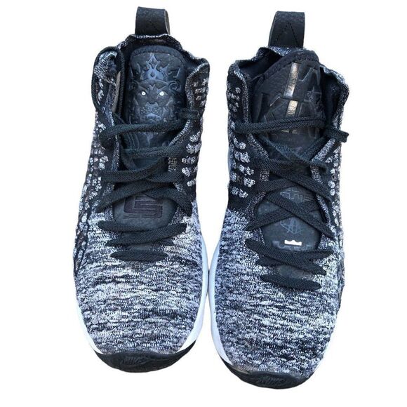 2019 Nike Lebron 17 Black White Size 6 - Picture 12 of 16